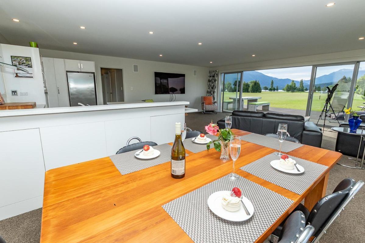 Poppa Pete'S - Te Anau Holiday Home Εξωτερικό φωτογραφία