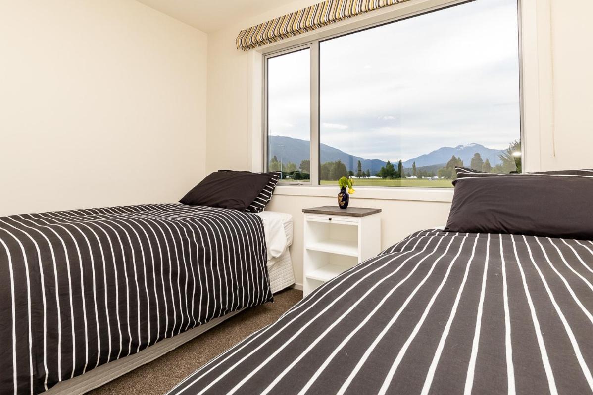 Poppa Pete'S - Te Anau Holiday Home Εξωτερικό φωτογραφία